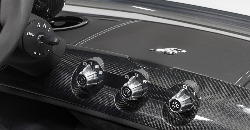Garia Mansory [ 2х/4х местный Роадстер ] Slider 7